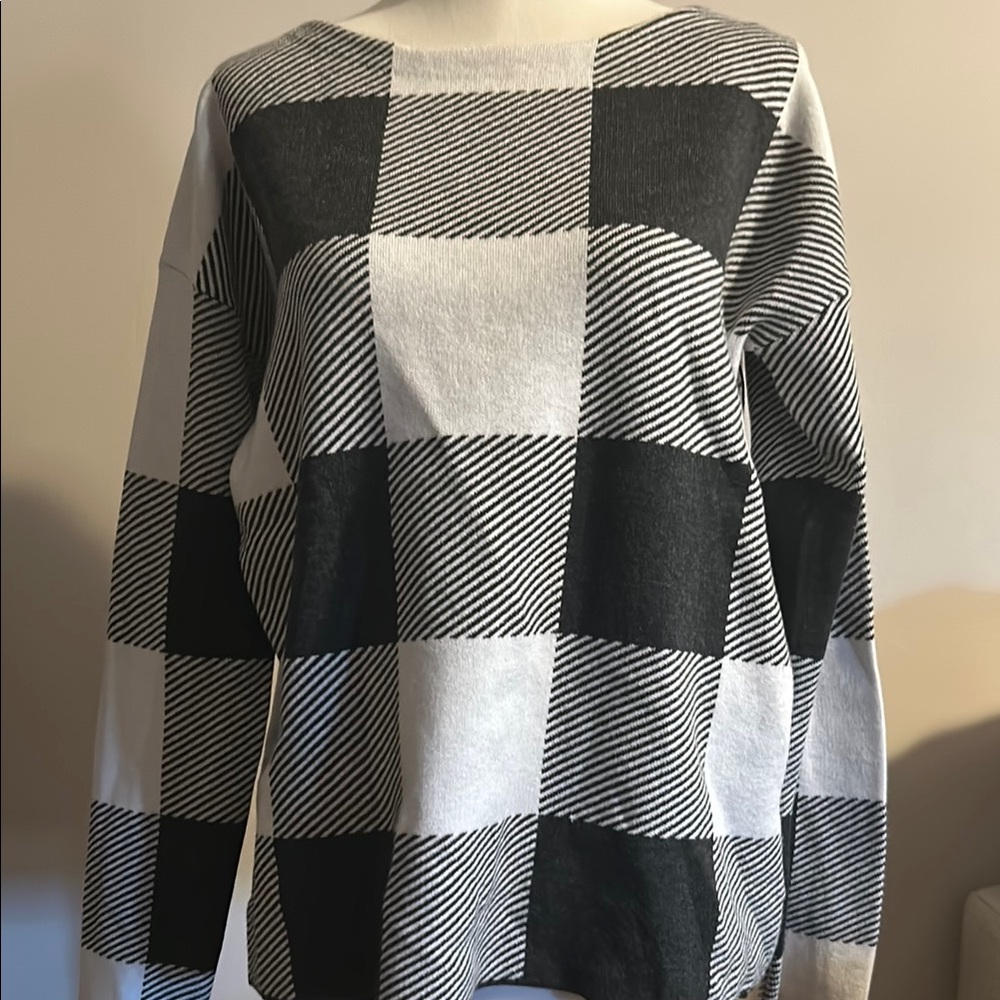 Jones & Co Black and White Sweater